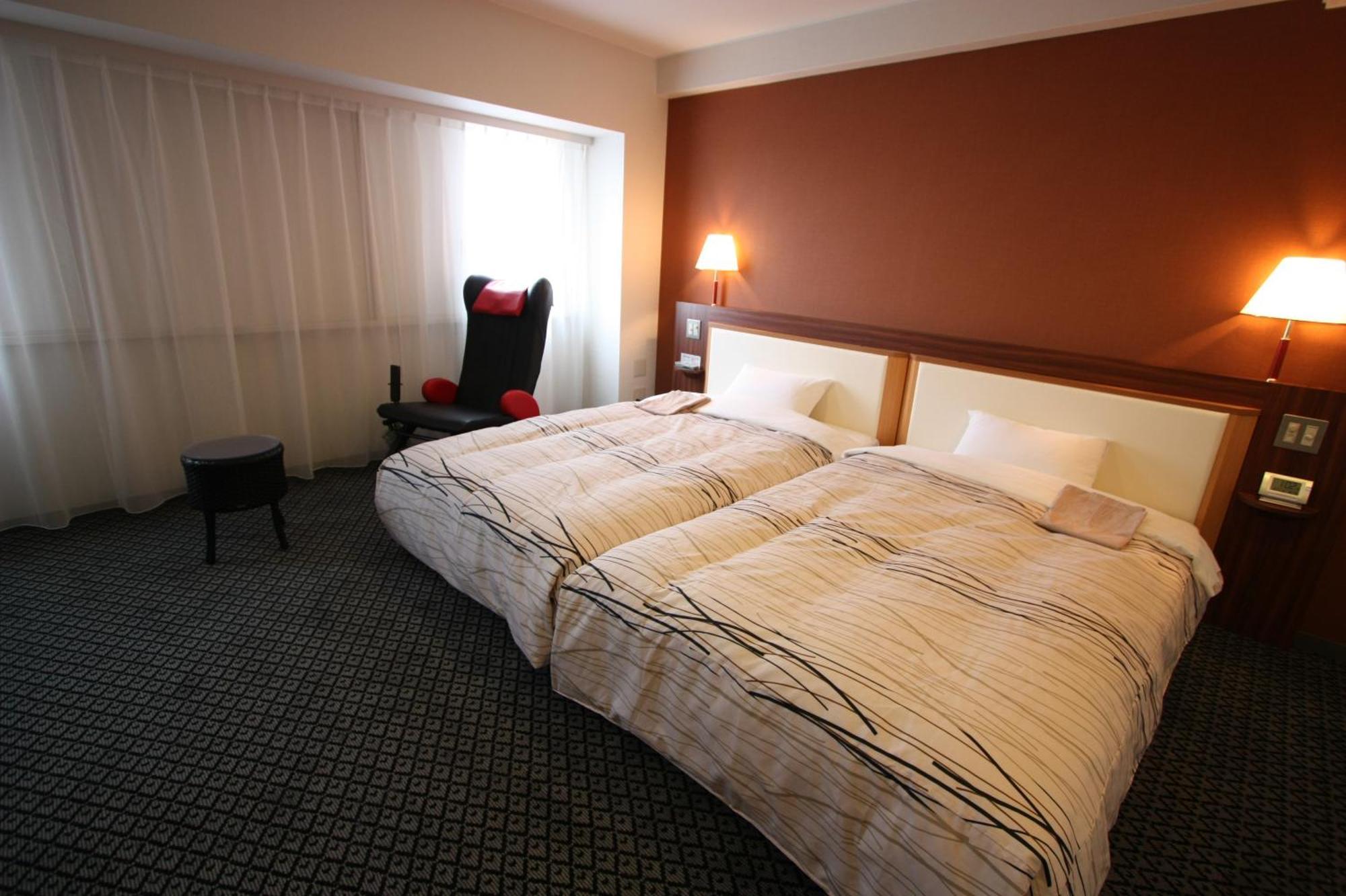 Kanazawa Manten Hotel Ekimae Экстерьер фото