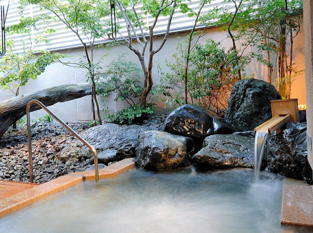 Kanazawa Manten Hotel Ekimae Экстерьер фото