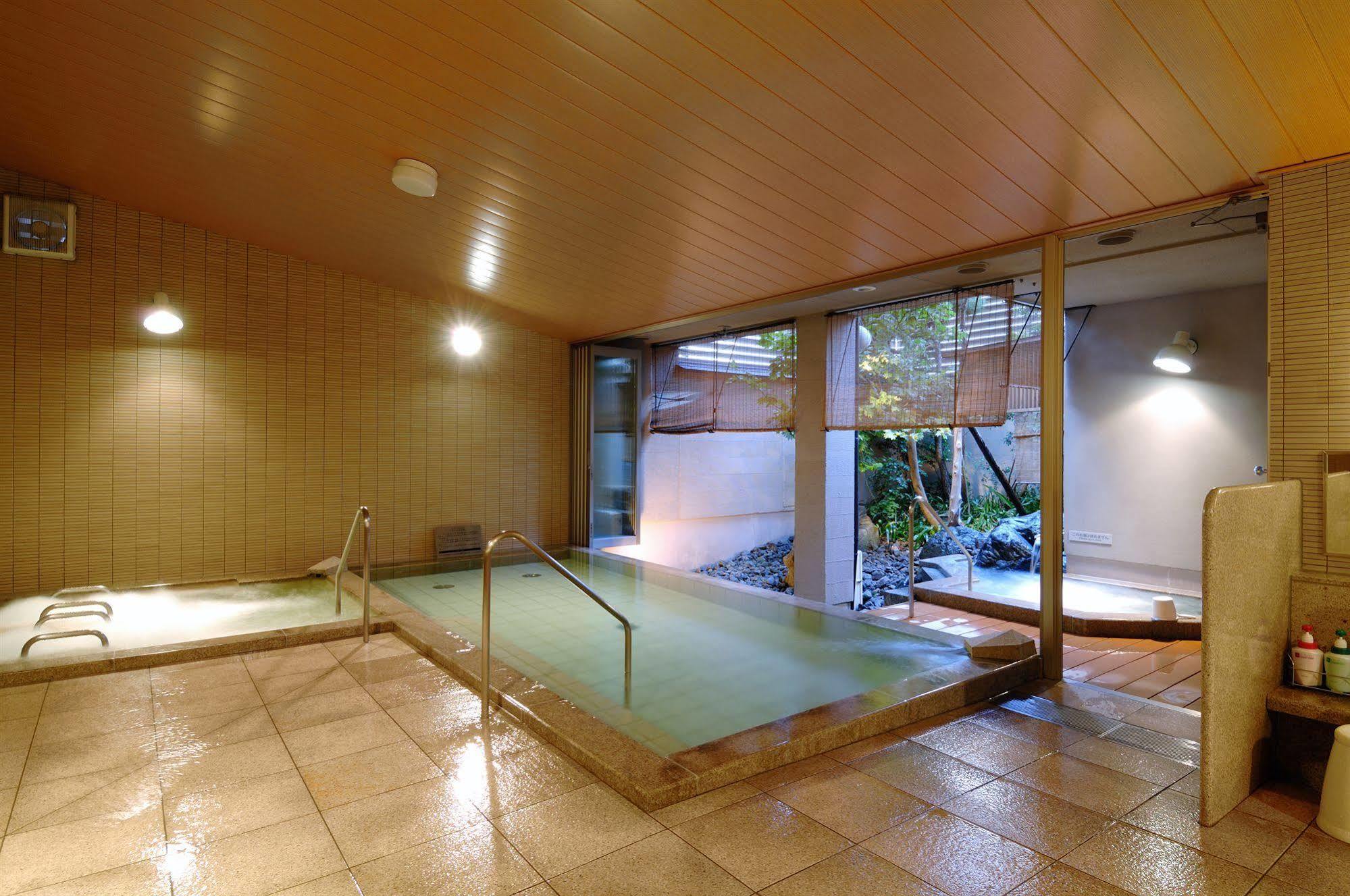 Kanazawa Manten Hotel Ekimae Экстерьер фото